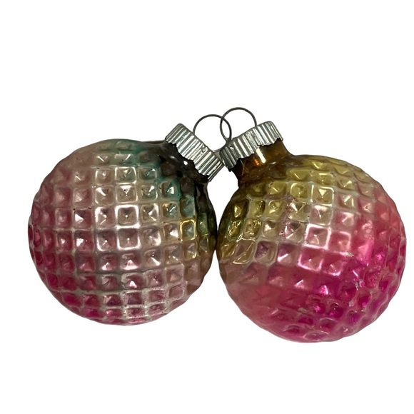 Vintage Shiny Brite Waffle Golf Ball Pink Ombre Christmas Ornaments Lot of 2 - Picture 3 of 6